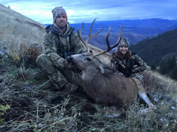 Outlaw Taxidermy Photo